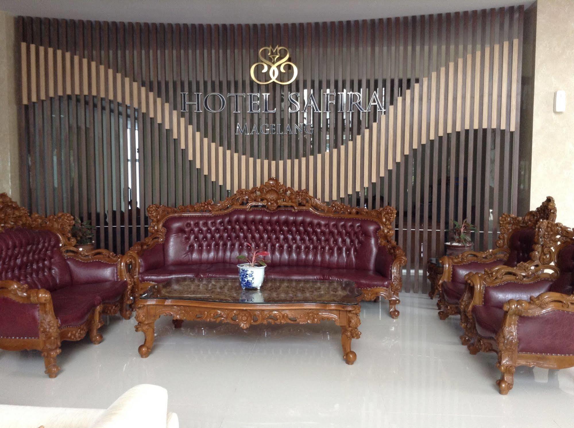 Hotel Safira Magelang Exterior photo